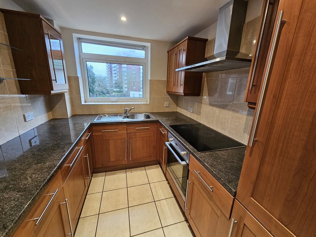 Additional image 29 of Russell Cotes Road, Bournemouth