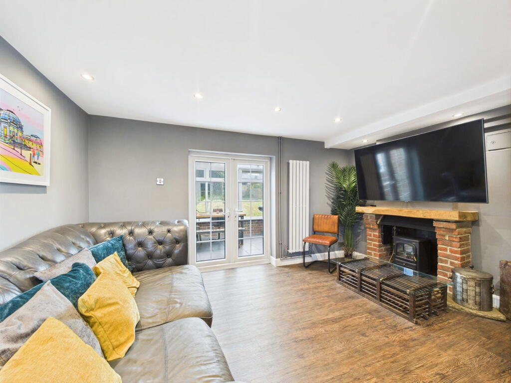 Additional image 21 of Old Cottages, Horsham Road, Findon Village, BN14 0TQ