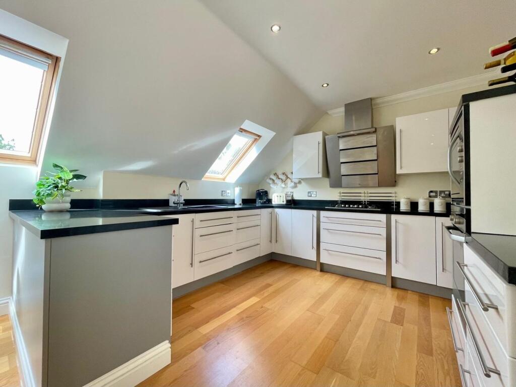 Additional image 5 of Powerscourt, 10 Chine Crescent Road, Bournemouth, BH2