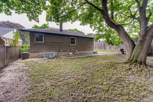 Additional image 24 of 98 Harber Ave