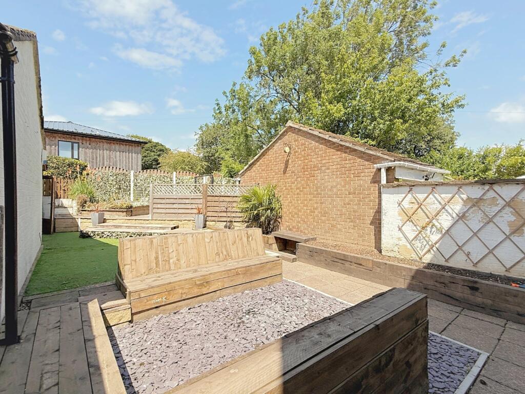 Additional image 18 of Cloverville Approach, Odsal, Bradford, BD6