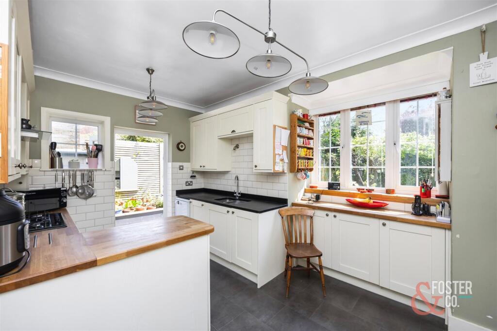 Additional image 8 of Surrenden Crescent, Brighton