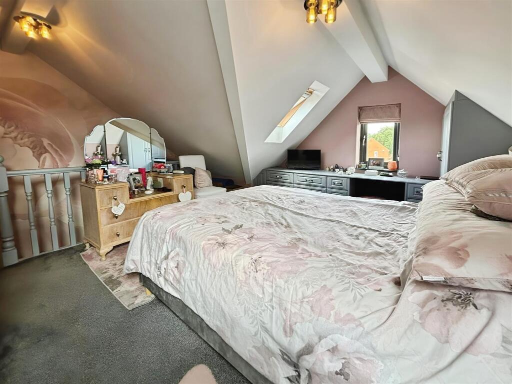 Additional image 10 of Plumpton Close, Bradford, BD2 1NJ