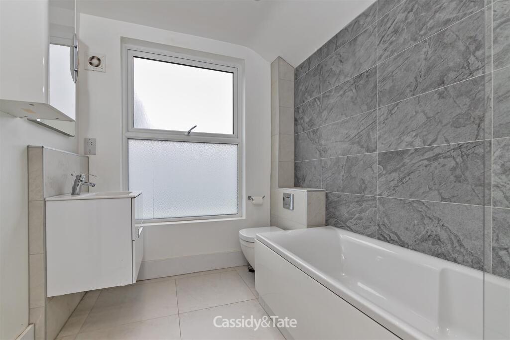 Additional image 20 of Castle Road, St. Albans