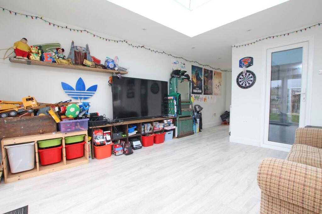 Additional image 13 of Ringwood Road, Eastbourne, BN22 8TB