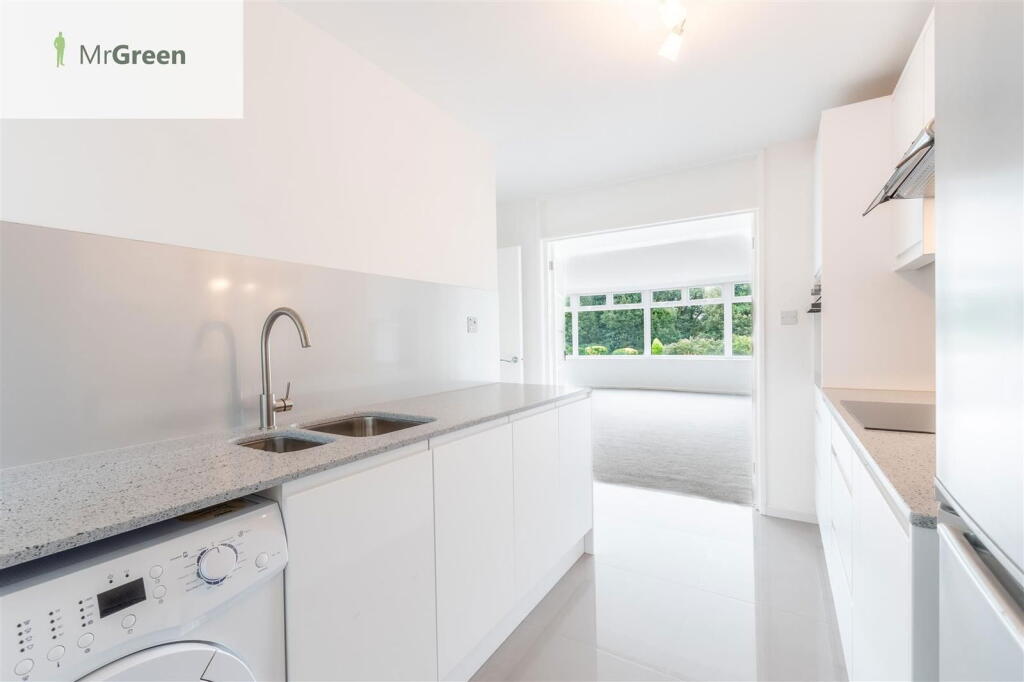 Additional image 6 of 26 Boscombe Cliff Road, Bournemouth, BH5 1JW