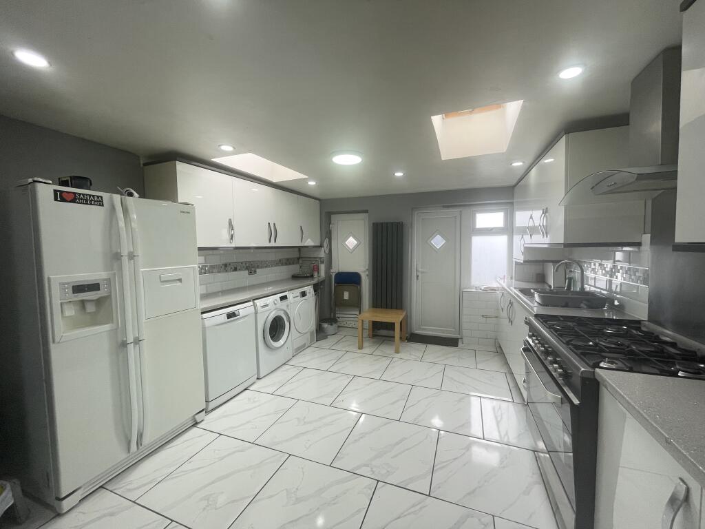 Additional image 14 of Roxby Street, BRADFORD
