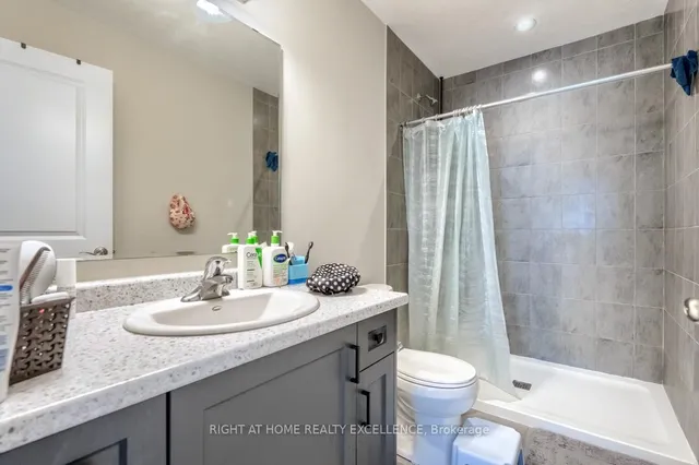 Additional image 13 of 4 VISIONARY Ave Unit 4