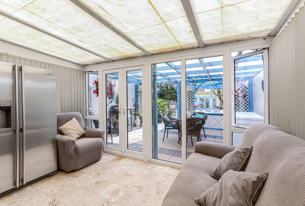 Additional image 7 of Gladstone Road East, Bournemouth