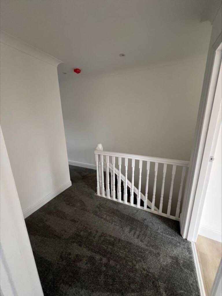 Additional image 7 of Two bedroom flat in sought after Charminster