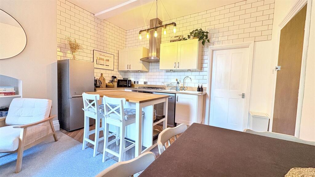 Additional image 23 of Greenhill Road, Moseley