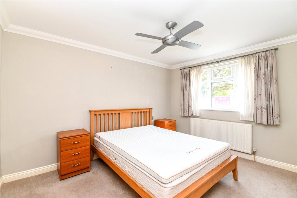 Additional image 8 of Marine Drive East, Barton on Sea, New Milton, Hampshire, BH25