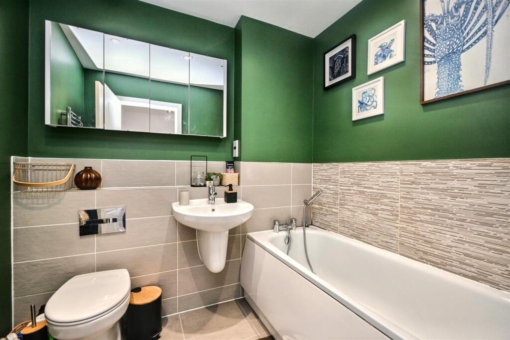 Additional image 14 of Meadowsweet Lane, Stone Cross, Pevensey