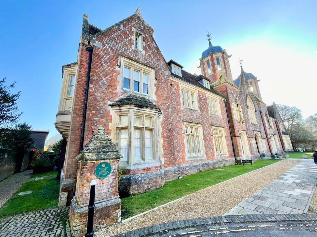 Additional image 26 of Grammar School Lane, Wimborne