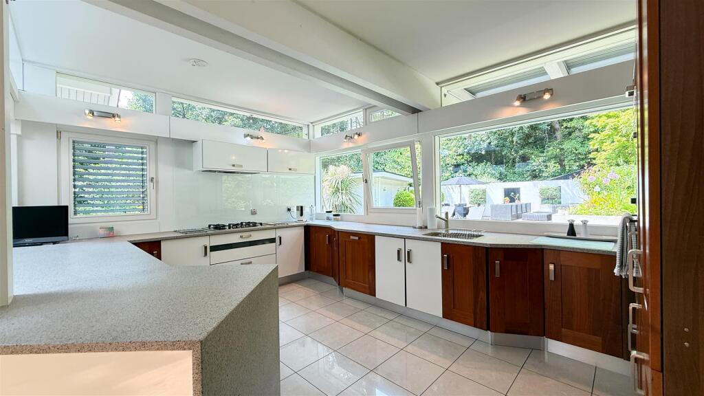 Additional image 11 of Bingham Avenue, Evening Hill