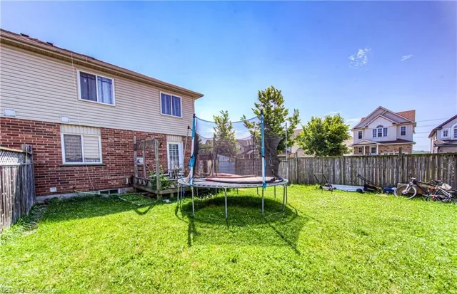 Additional image 37 of 40 Red Clover Cres