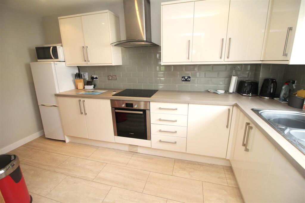 Additional image 4 of Avenel Way, Poole Quarter