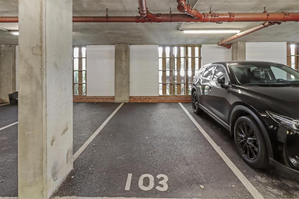 Additional image 15 of Standen House, Groombridge Avenue, Eastbourne