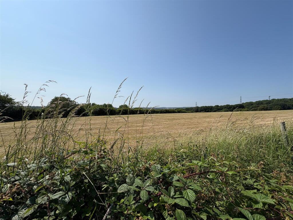 Additional image 14 of Westroyd Avenue, Hunsworth, Cleckheaton