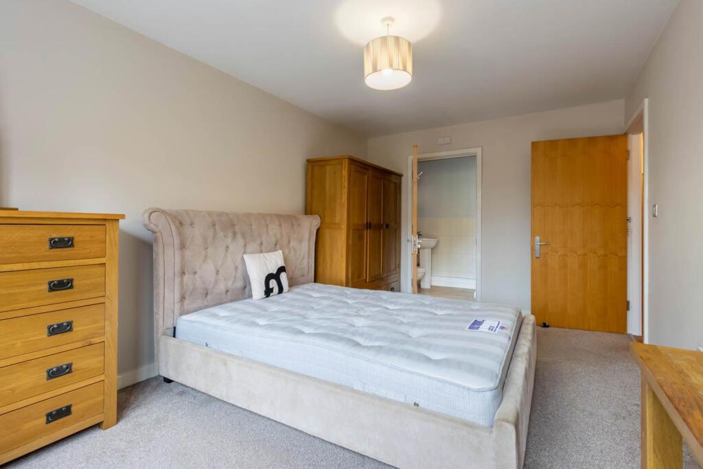 Additional image 7 of Point 3, George Street