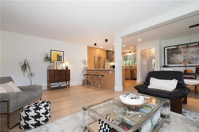 Additional image 11 of 218 Greenbrook Dr