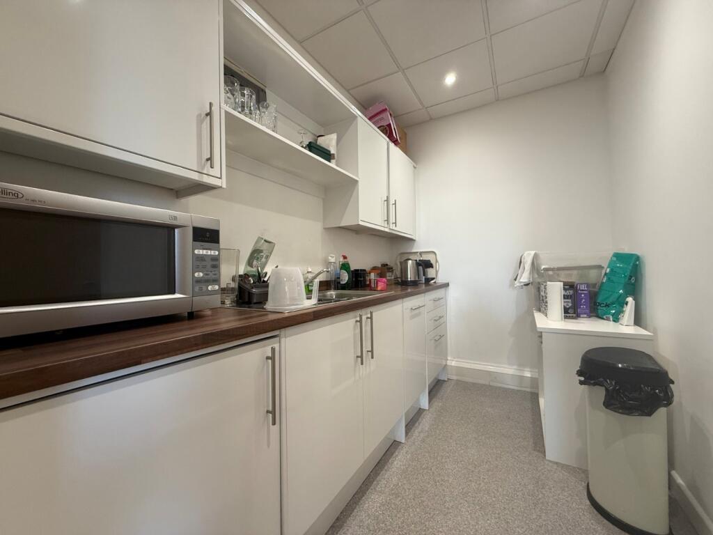 Additional image 9 of 2nd Floor Chatsworth House, 39 Chatsworth Road, Worthing, West Sussex, BN11