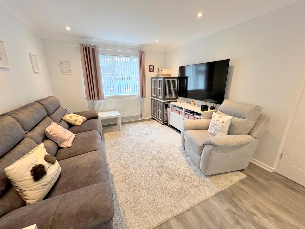 Additional image 4 of Clover Court, Ashley, New Milton, Hampshire. BH25 5XX