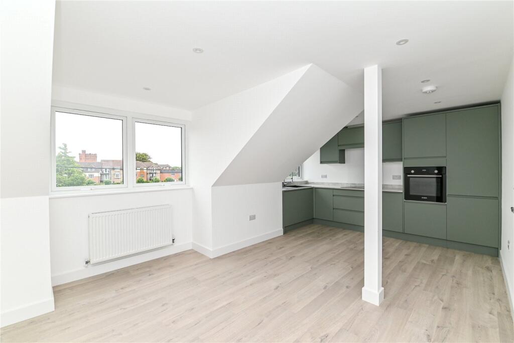 Additional image 5 of The Silvers, 54 Whitefield Road, New Milton, Hampshire, BH25