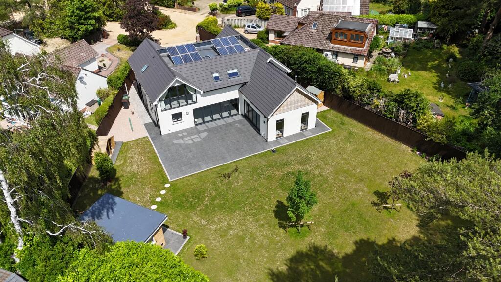 Additional image 42 of Beechwood Road, West Moors, Ferndown, Dorset, BH22