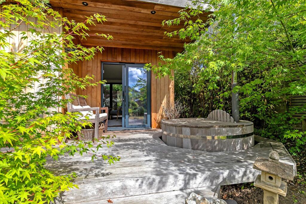 Additional image 19 of Stanley Avenue, St. Albans