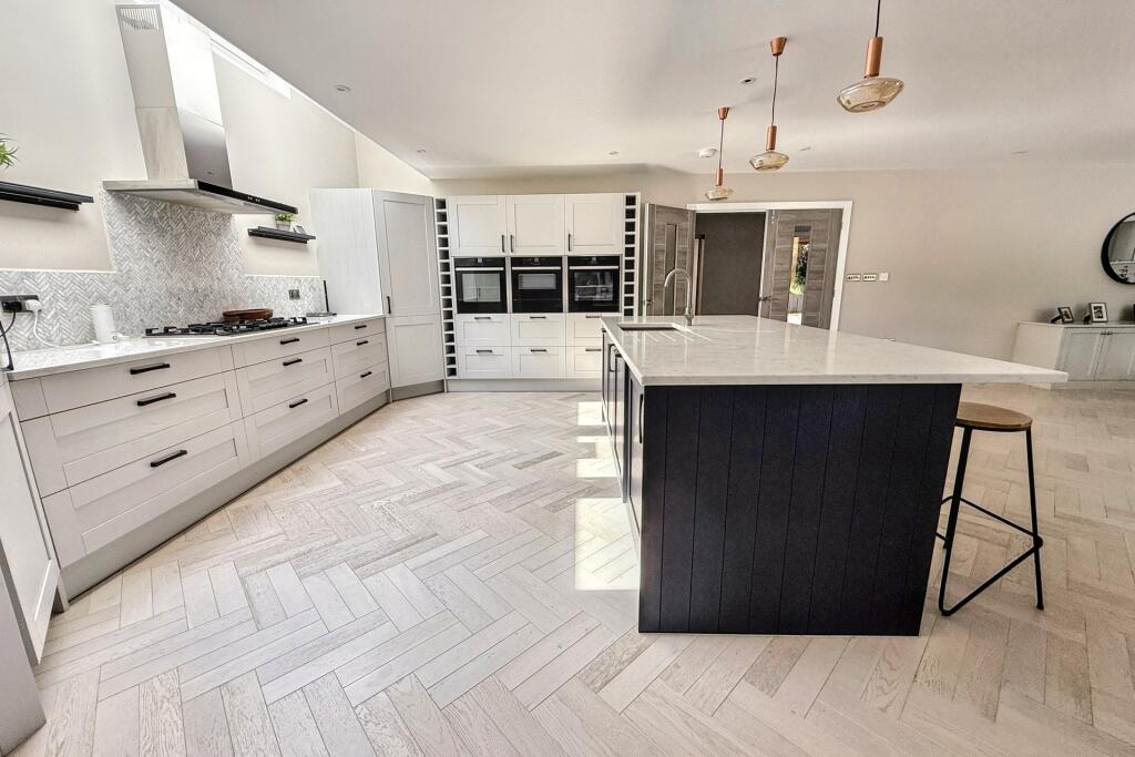 Additional image 11 of Ferndown