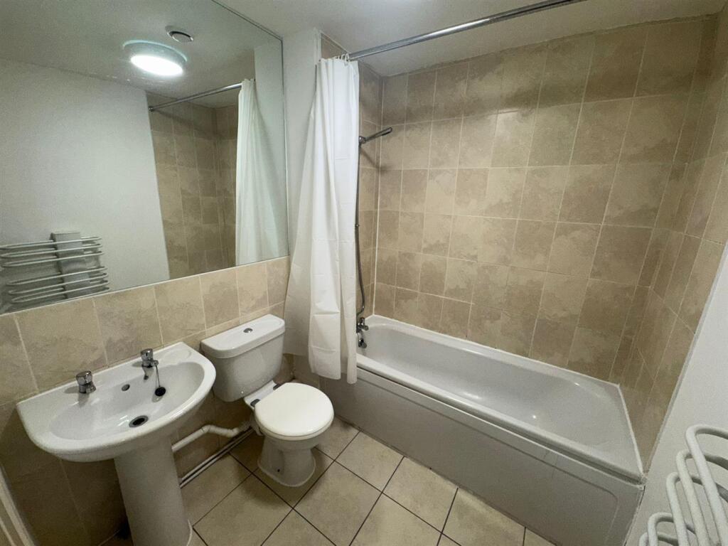 Additional image 7 of 289 Otley Road, Bradford