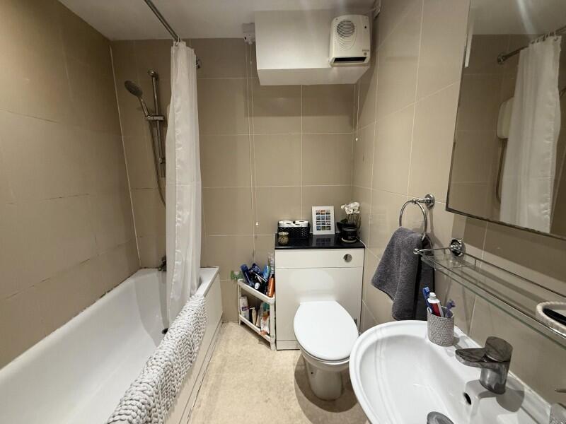 Additional image 4 of Durley Gardens, Bournemouth, BH2 5HT