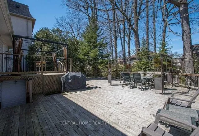 Additional image 22 of 222 Dunview Ave