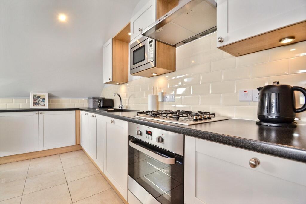 Additional image 5 of Broadstone