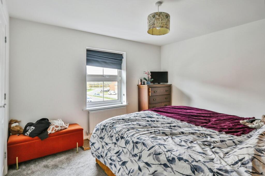 Additional image 12 of Edmund Crescent, BEARWOOD, Bournemouth, Dorset, BH11