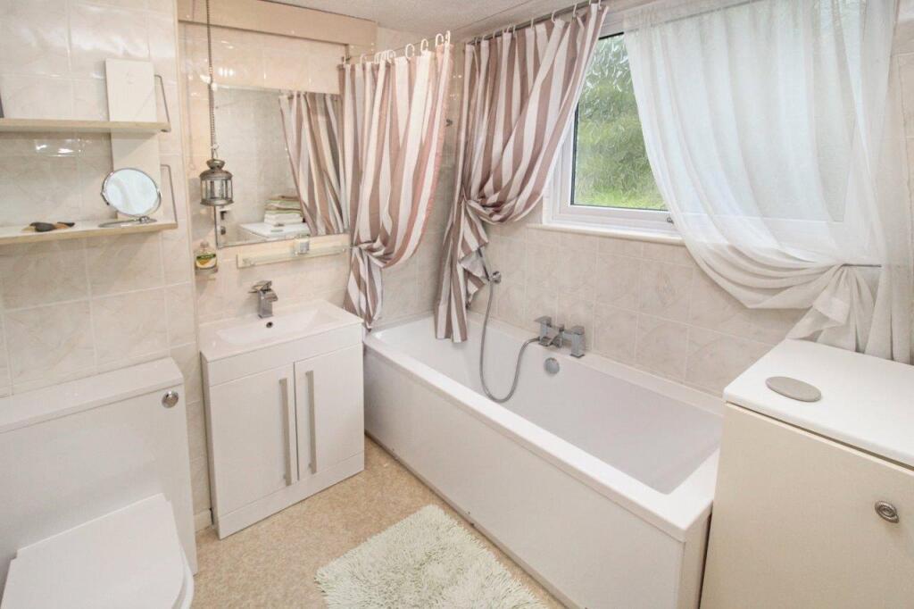 Additional image 12 of South Western Crescent, Whitecliff, Poole, Dorset, BH14