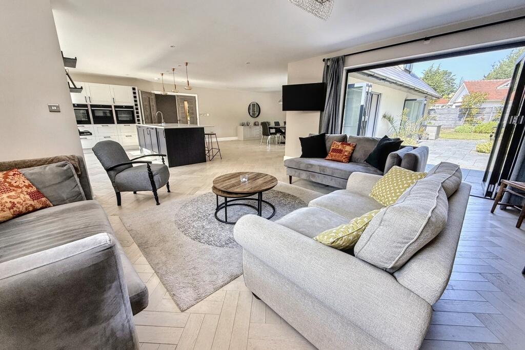 Additional image 9 of Ferndown