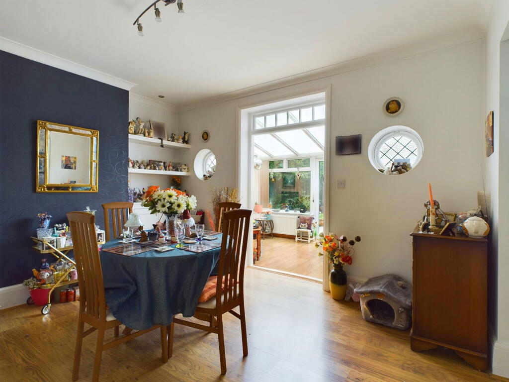 Additional image 6 of Pembroke Avenue, Marine, Worthing, BN11