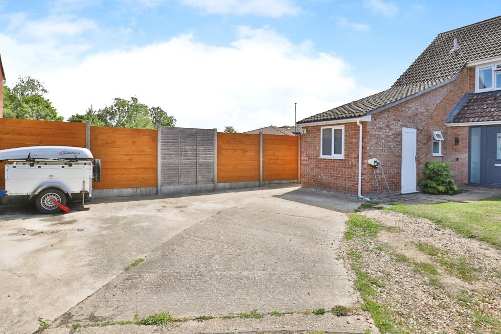 Additional image 16 of Iwerne Close, MUSCLIFF, Bournemouth, Dorset, BH9