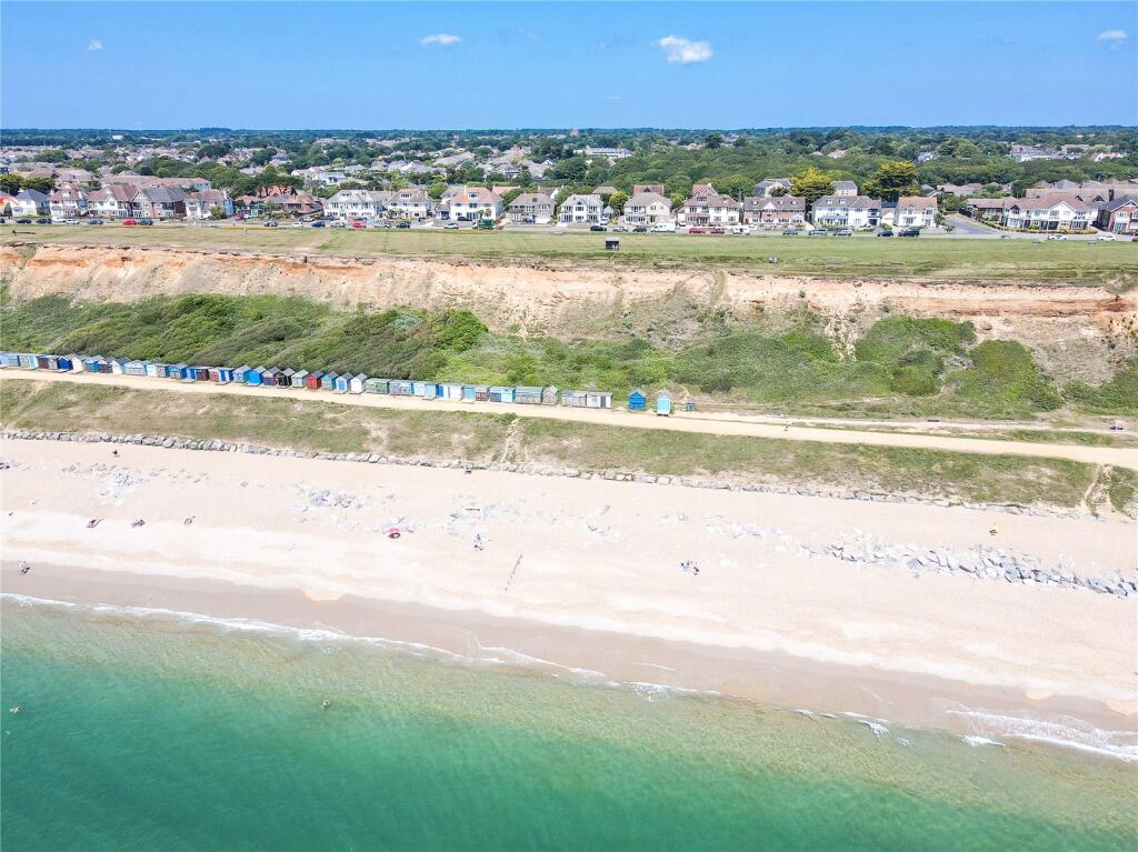 Additional image 25 of Marine Drive East, Barton on Sea, New Milton, Hampshire, BH25
