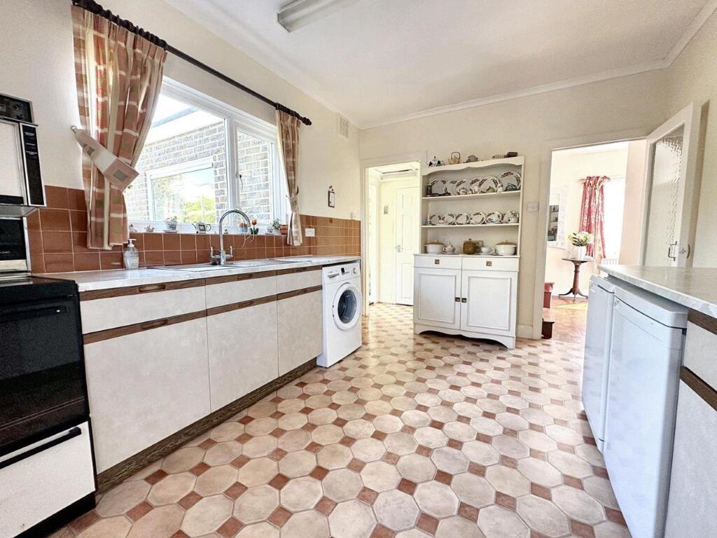 Additional image 7 of Wicklands Avenue, Saltdean, BN2 8EQ