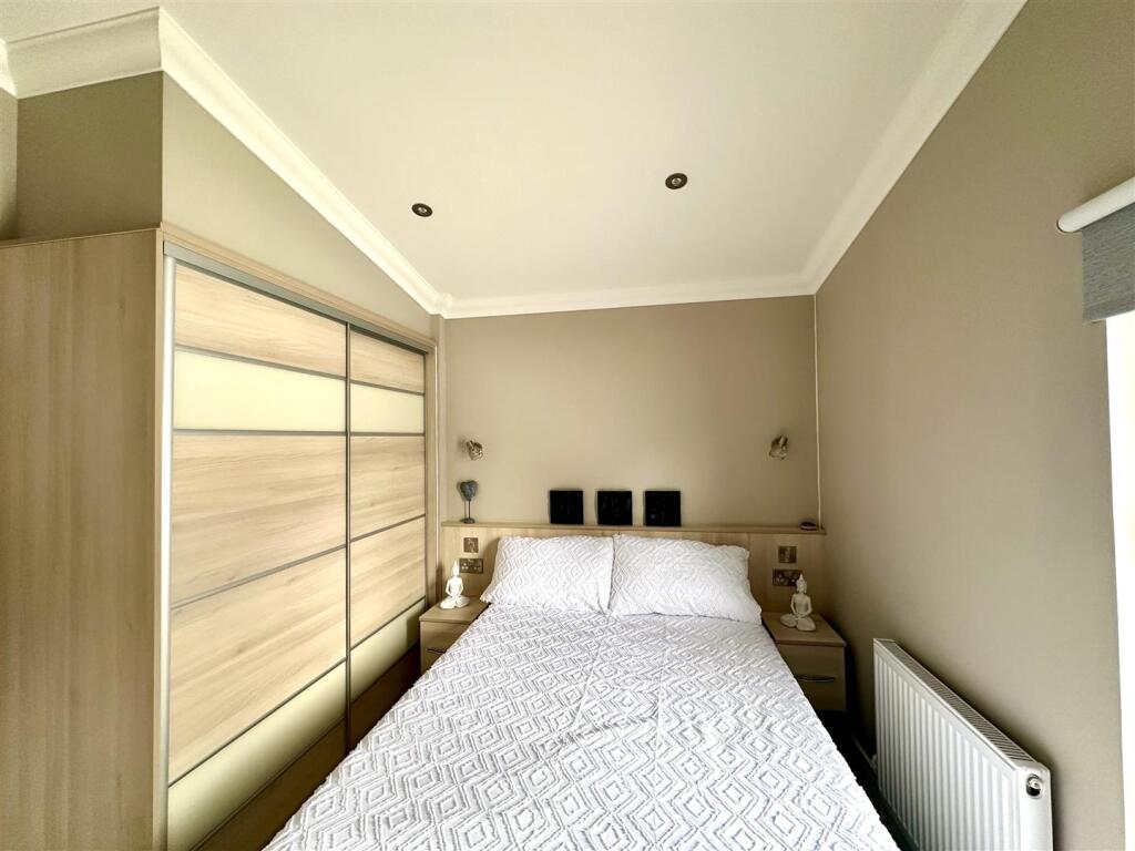 Additional image 11 of Pompeys Lane, Ferndown