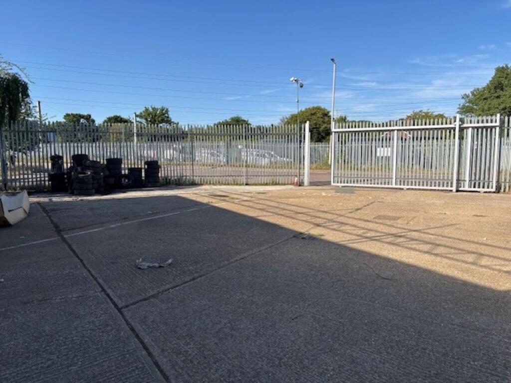 Additional image 10 of Unit 25, Travellers Lane, Hatfield, Hatfield, AL9 7HF