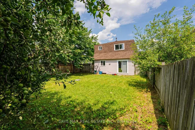 Additional image 43 of 88 Harcourt Cres