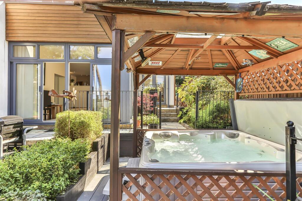 Additional image 18 of Crichel Mount Road, Poole