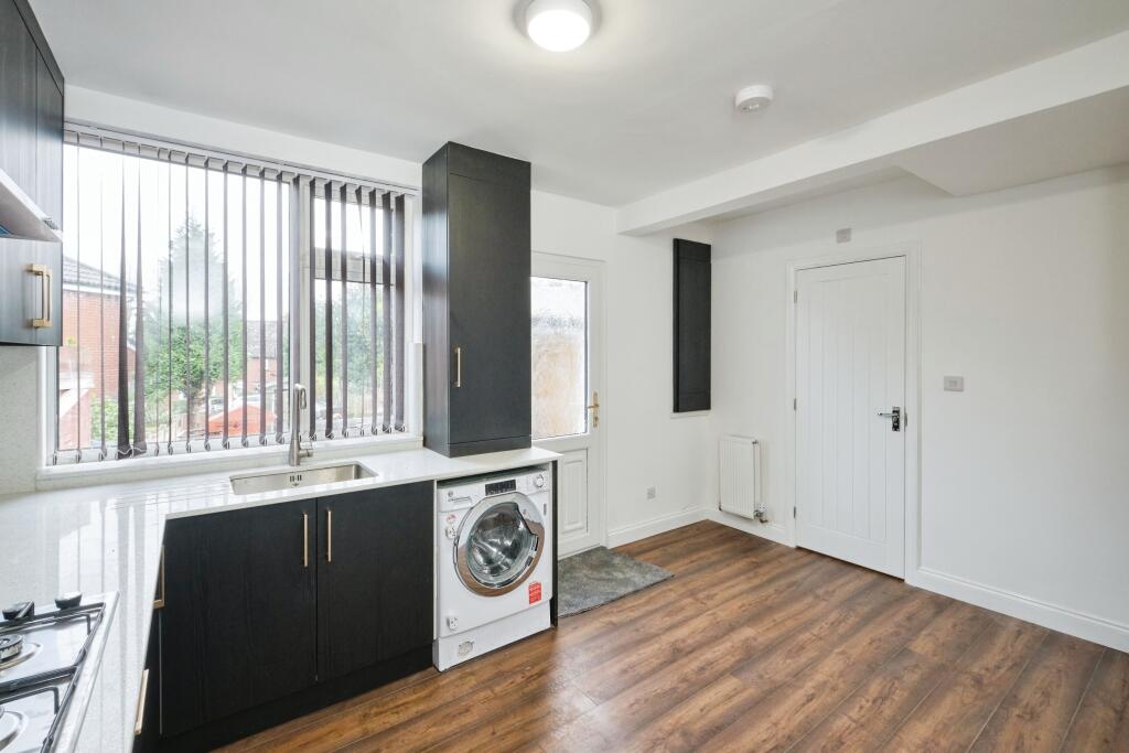 Additional image 5 of Warley Road, Oldbury, B68