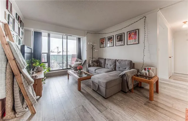 Additional image 10 of 81 Church St Unit 1504