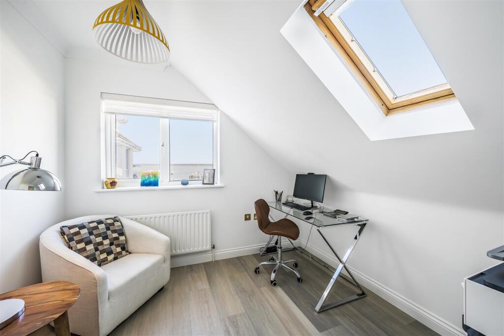 Additional image 20 of Lake Avenue, Hamworthy