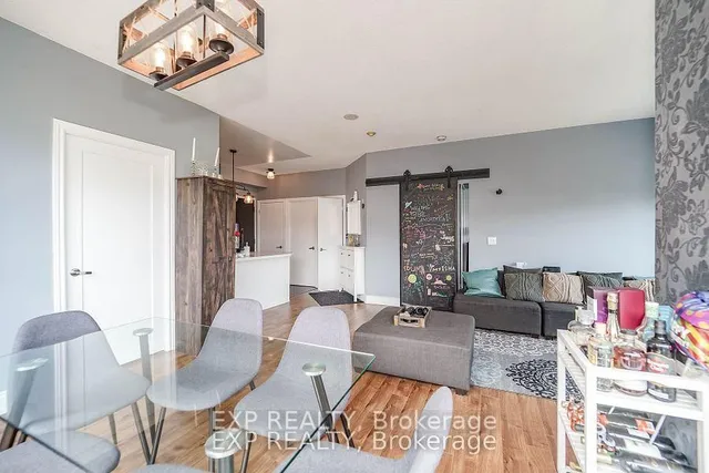 Additional image 23 of 231 Fort York Blvd Unit 730
